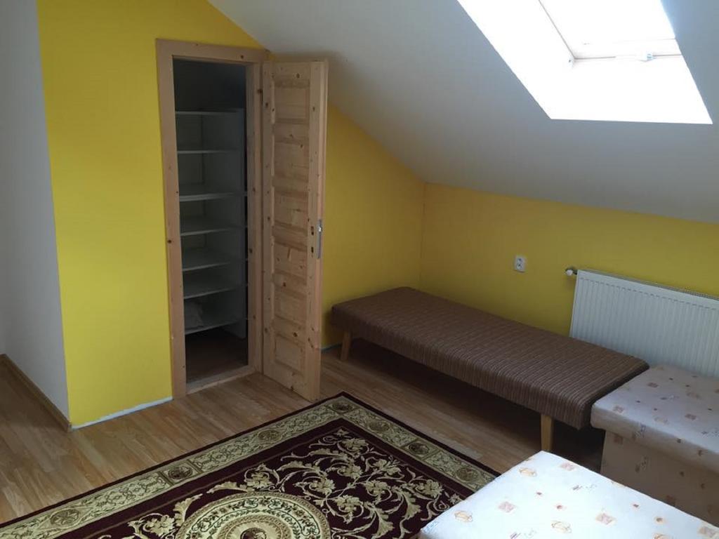 Apartman u Puškina Strba Bagian luar foto