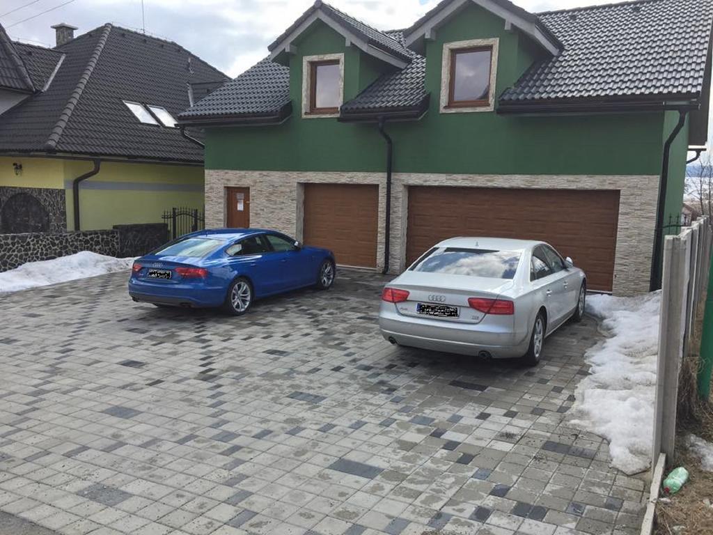 Apartman u Puškina Strba Bagian luar foto